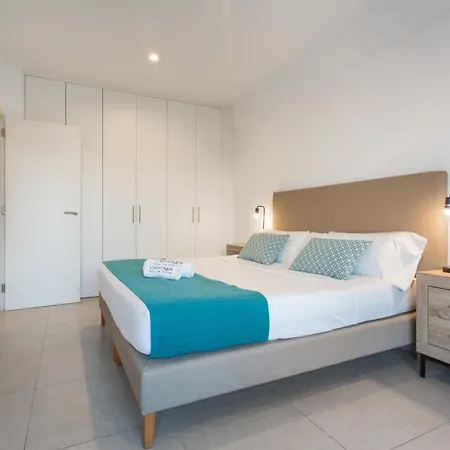 Obsidian ático Tagoro Cruz * Santa Cruz de Tenerife