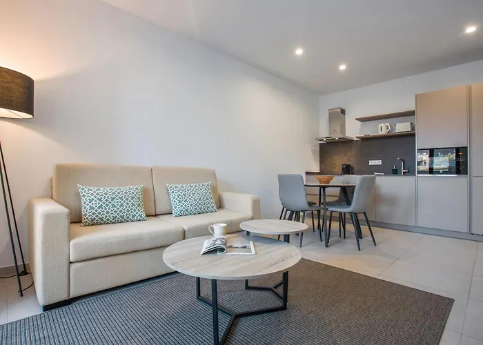 Obsidian Atico Tagoro Cruz * サンタクルスデテネリフェ