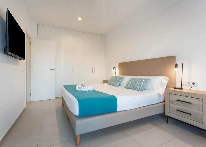 Obsidian Atico Tagoro Cruz * Santa Cruz de Tenerife