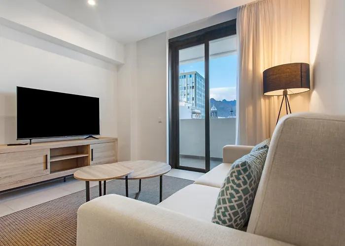 Obsidian Atico Tagoro Cruz * サンタクルスデテネリフェ